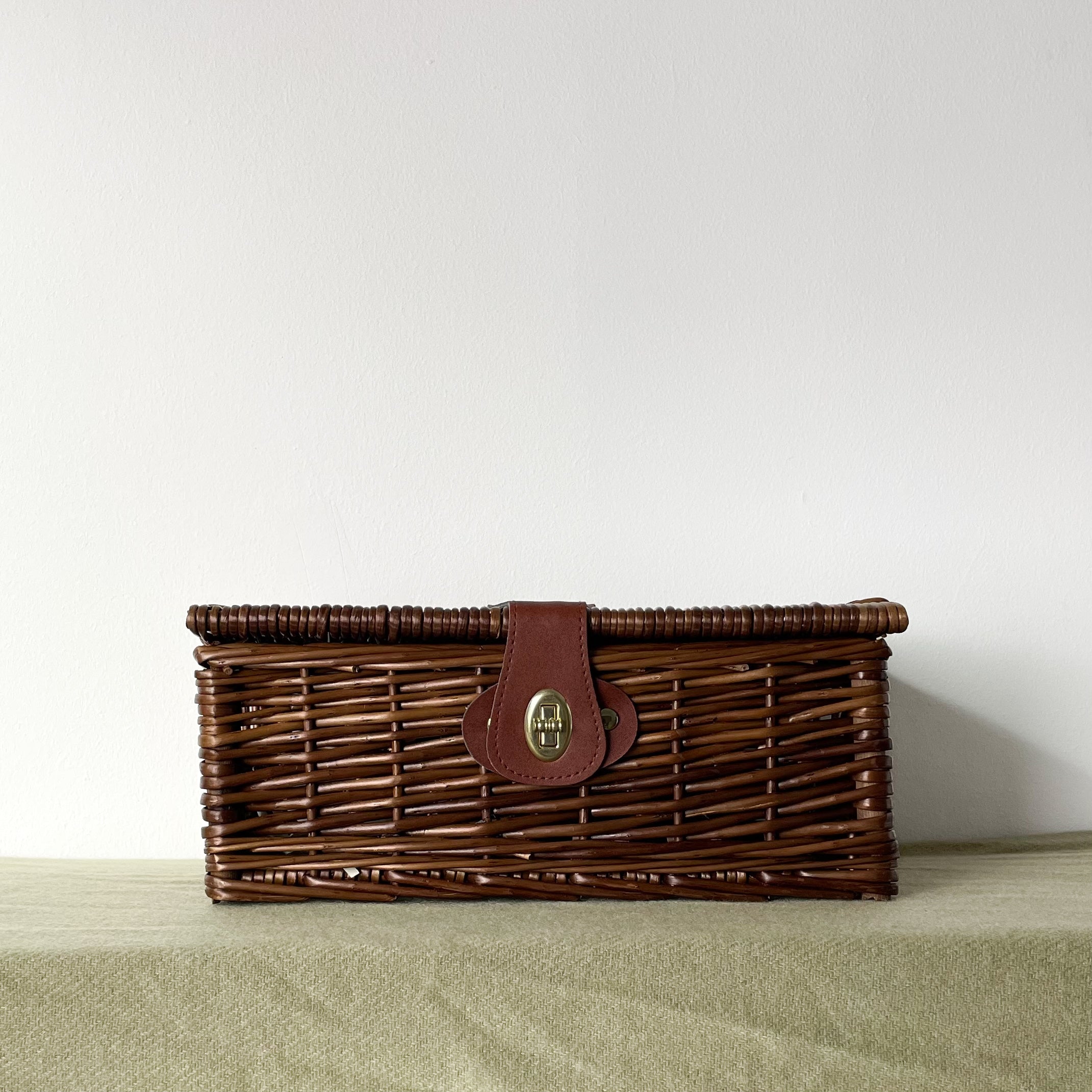 small basket photo